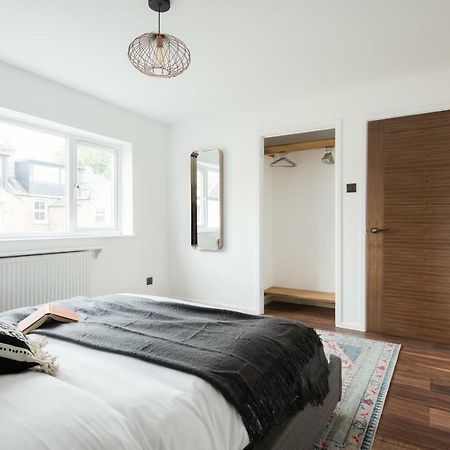 The Century Chalet - Contemporary 2Bdr Townhouse With Parking Leilighet Oxford Eksteriør bilde